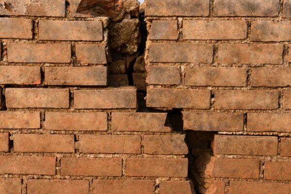 Broken Brick Repair in Thousand Oaks