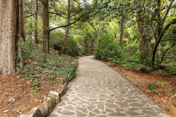 Stone Walkway Repair in Thousand Oaks