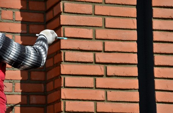 Brick Cladding Installation in Thousand Oaks
