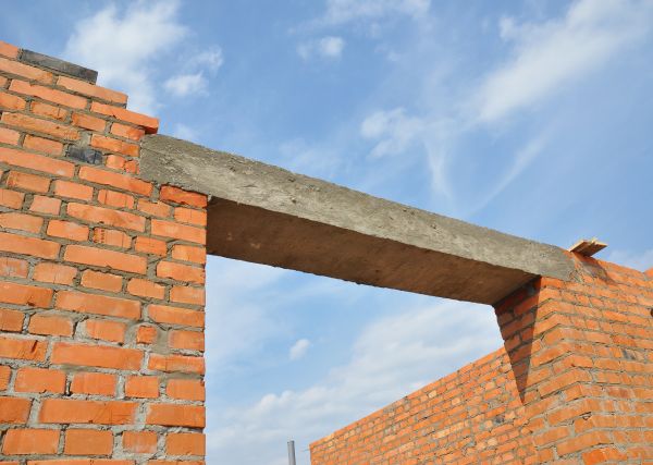 Lintel Installation in Thousand Oaks