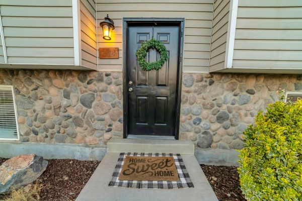 Stone Siding Replacement in Thousand Oaks