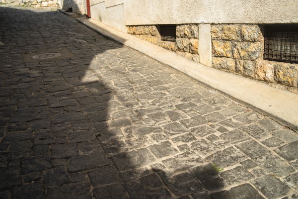 Stone Sidewalk Repair in Thousand Oaks